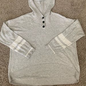 American Eagle Medium Sweater